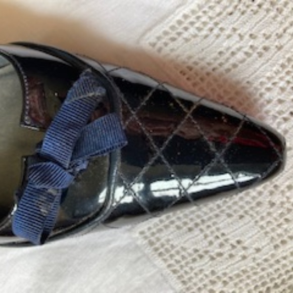 Stuart Weitzman 2 1/2" Kitten Heel black Patent Leather Size 9 1/2 " N - Picture 9 of 12